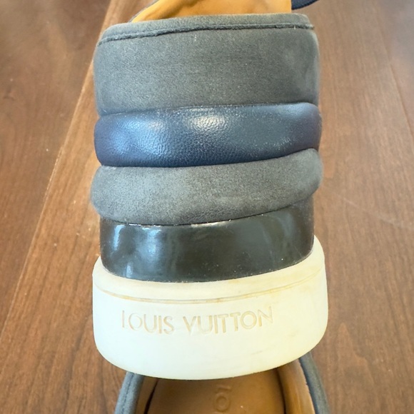 Authentic Louis Vulton Boy shoes - Picture 4 of 7